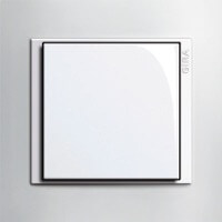 Gira Event Opaque. Цвет рамки: Белый; Цвет вставки и клавиши: Белый глянцевый