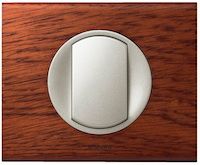 Legrand, Celiane, Цвет: Орех