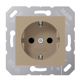 Розетка для установки под откидную крышку
CD 500,  SL 500,  без шторок,  с крышкой,  с заземлением,  одинарная,  безвинтовые клеммы,   цвет - золотая бронза,  пластмасса,  CD5120BFBB,  CD 5120 BF BB,  JUNG
 - PULSAL.RU