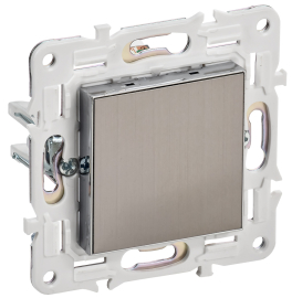 Заглушка
Skandy,   цвет - никель,  металл,  SK-PL10-K50,  IEK
 - PULSAL.RU