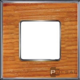 Рамка
Vintage Wood,  1 пост,   цвет - хром блестящий (bright chrome), вишня,  вертикальная,  горизонтальная,  дерево,  металл,  FD01311CCB,  FEDE
 - PULSAL.RU