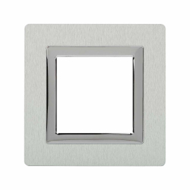 Рамкa
Avanti,  1 пост,   цвет - серый,  хром,  вертикальная,  горизонтальная,  металл,  4404832DKC,  DKC_4404832,  DKC
 - PULSAL.RU